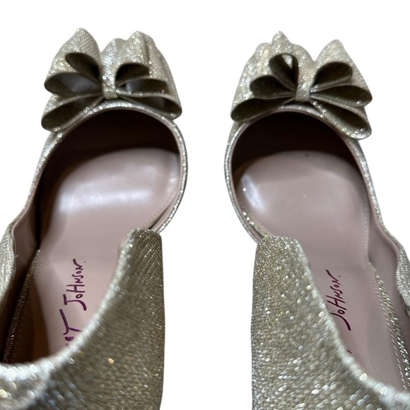 Betsey Johnson high gold heels with bow 9.5 - Picture 6 of 9